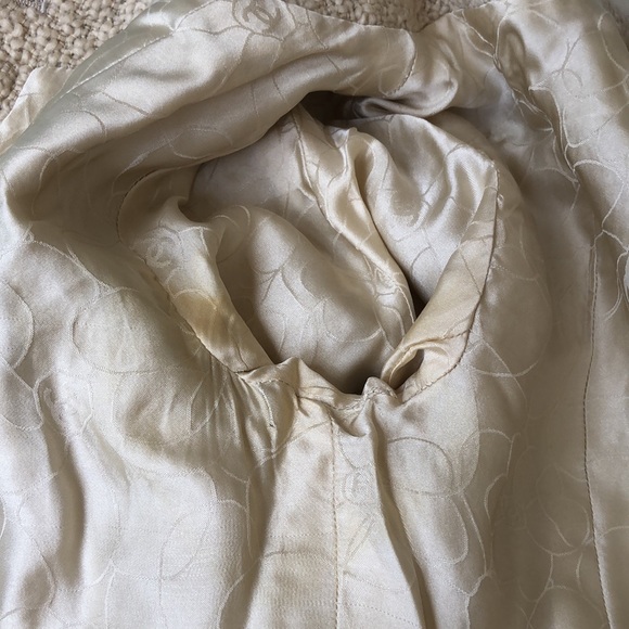 CHANEL runway cream tweed JACKET - Picture 12 of 15